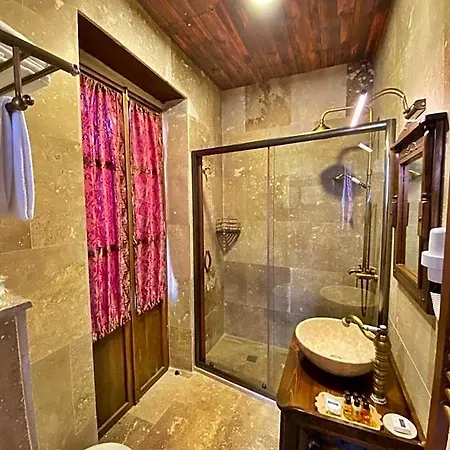 Yohannes Cappadocia 5*